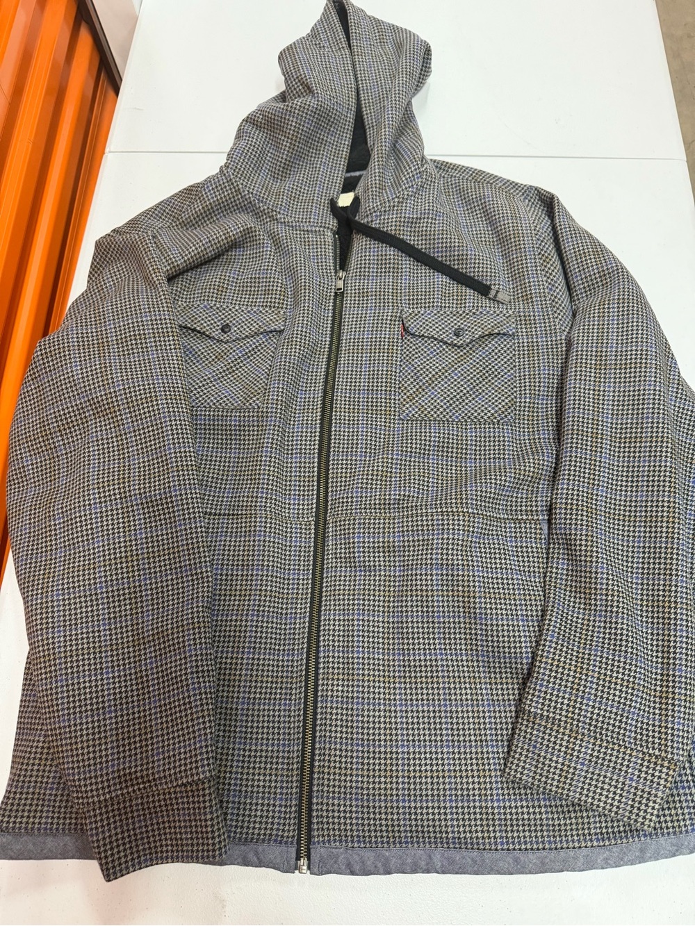Levi’s Men’s XXL Hooded Houndstooth Plaid Sherpa Lined Zip Jacket B332 - Picture 1 of 5